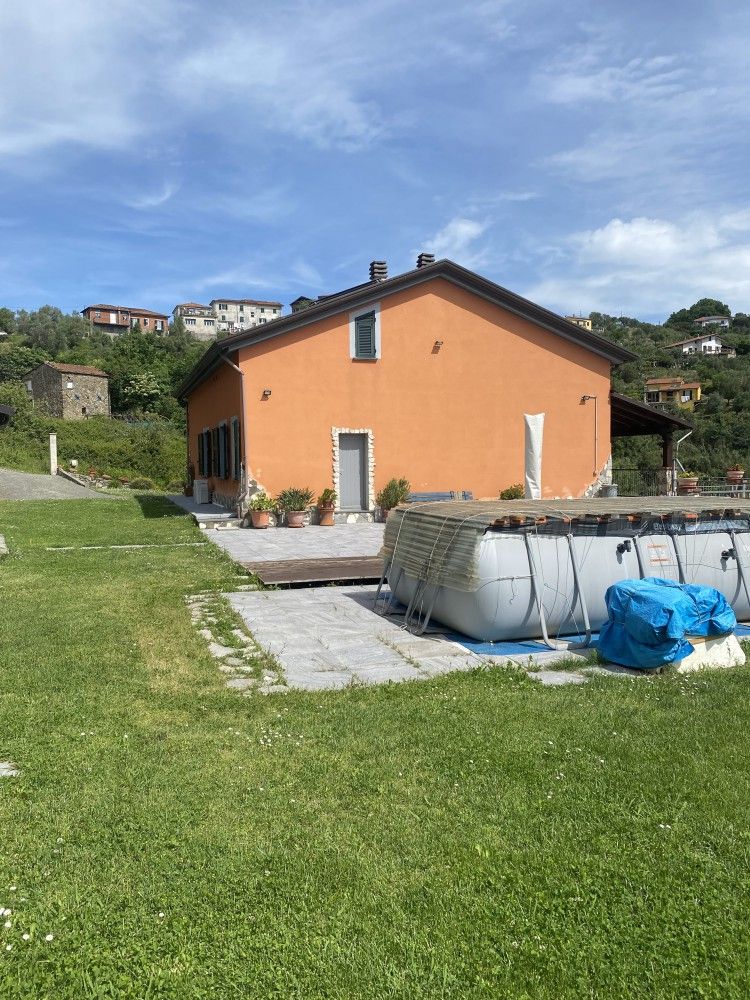 Colline di Arcola casa indipendente